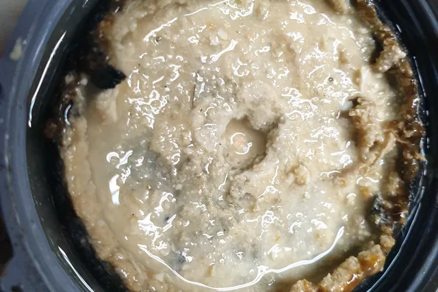 상가 주방 그리스트랩에 쌓인 유지방 찌꺼기